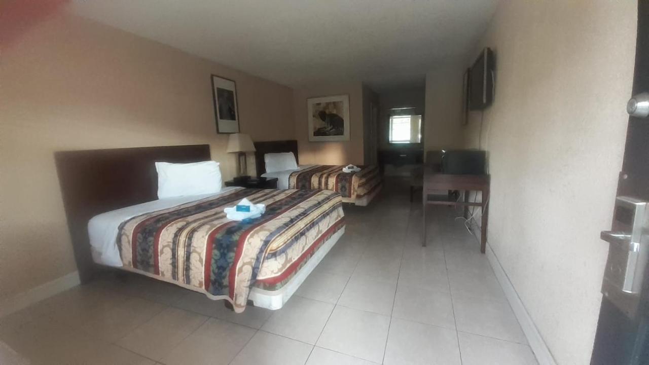 Apm Inn & Suites - ジャクソンビル エクステリア 写真